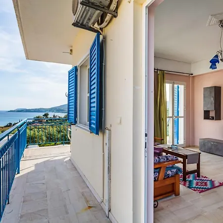 Seaview Retreats - Summer Escape