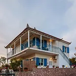 Seaview Retreats - Summer Escape *