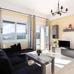 Seaview Retreats - Summer Escape Διαμέρισμα