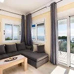 Seaview Retreats - Summer Escape Διαμέρισμα *