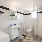 Apartment Seaview Retreats - Summer Escape *