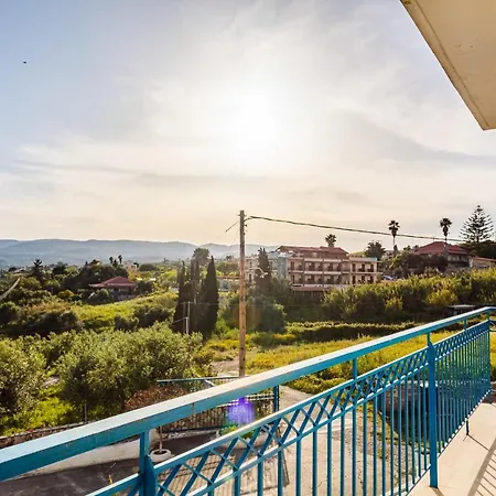 Seaview Retreats - Summer Escape