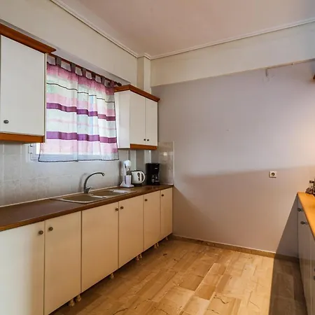 Seaview Retreats - Summer Escape *