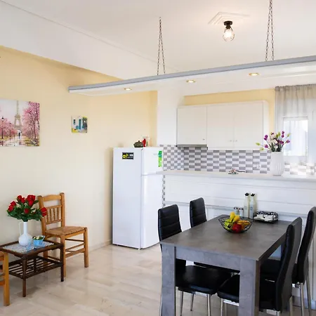 Seaview Retreats - Summer Escape